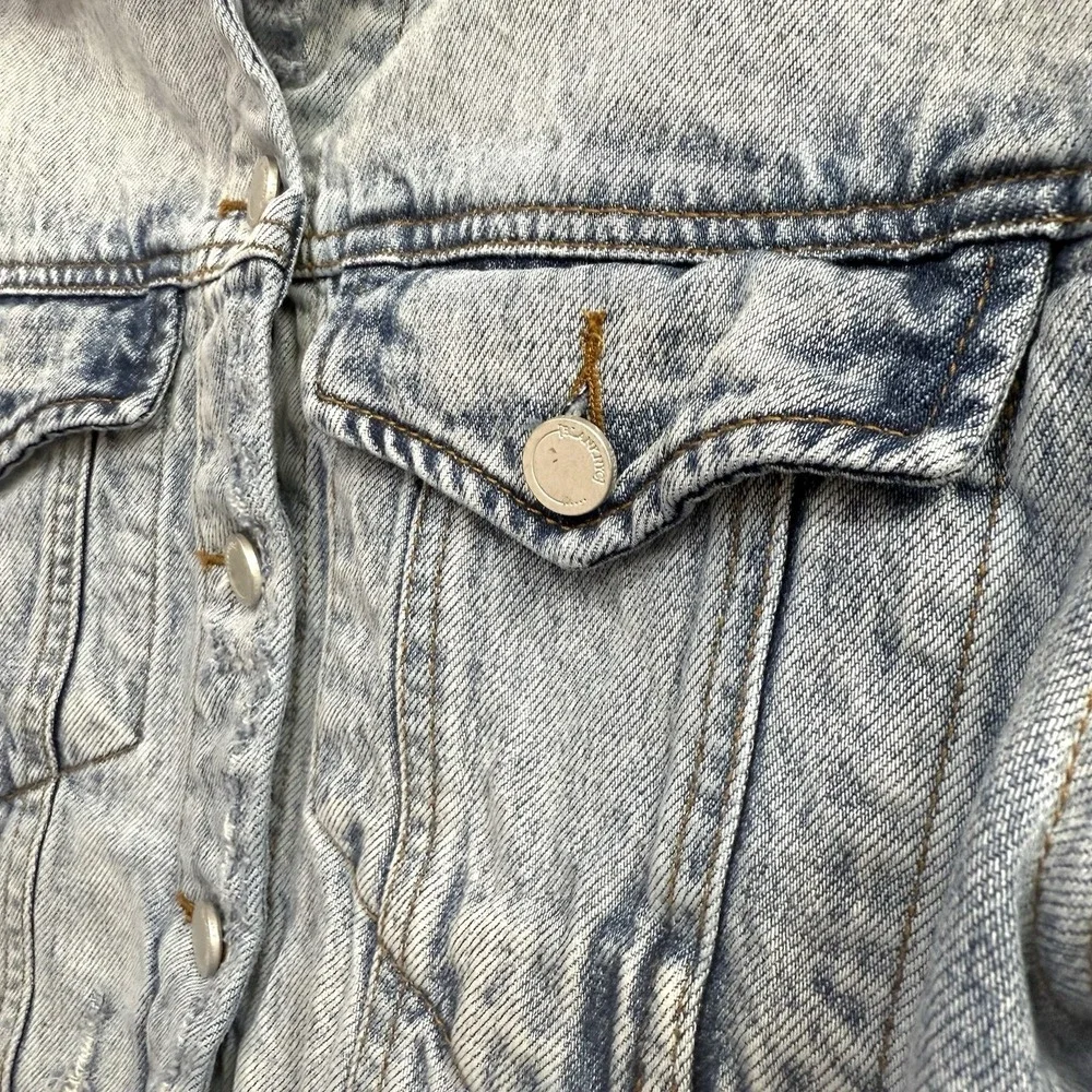 BlankNYC Anthropology Ladies Distressed Denim Blue Jean Jacket Size XS Patchwork